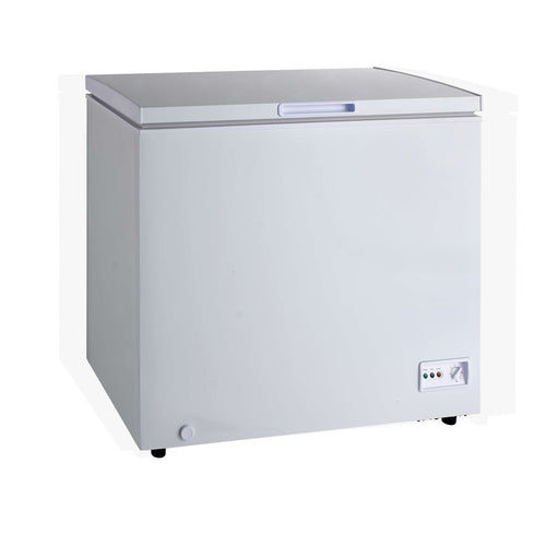 Omcan 46502 37 Inch Chest Freezer 6.7 Cu. Ft. Capacity Solid Door White Powder Coat